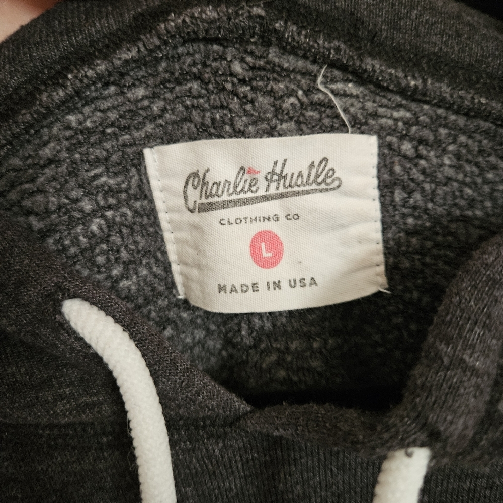 CHARLIE HUSTLE City of Champions Kansas City Hoodie - Picture 3 of 3
